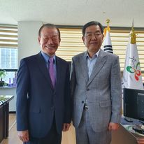  신현돈 육군대장 내외분 방문 새창열림